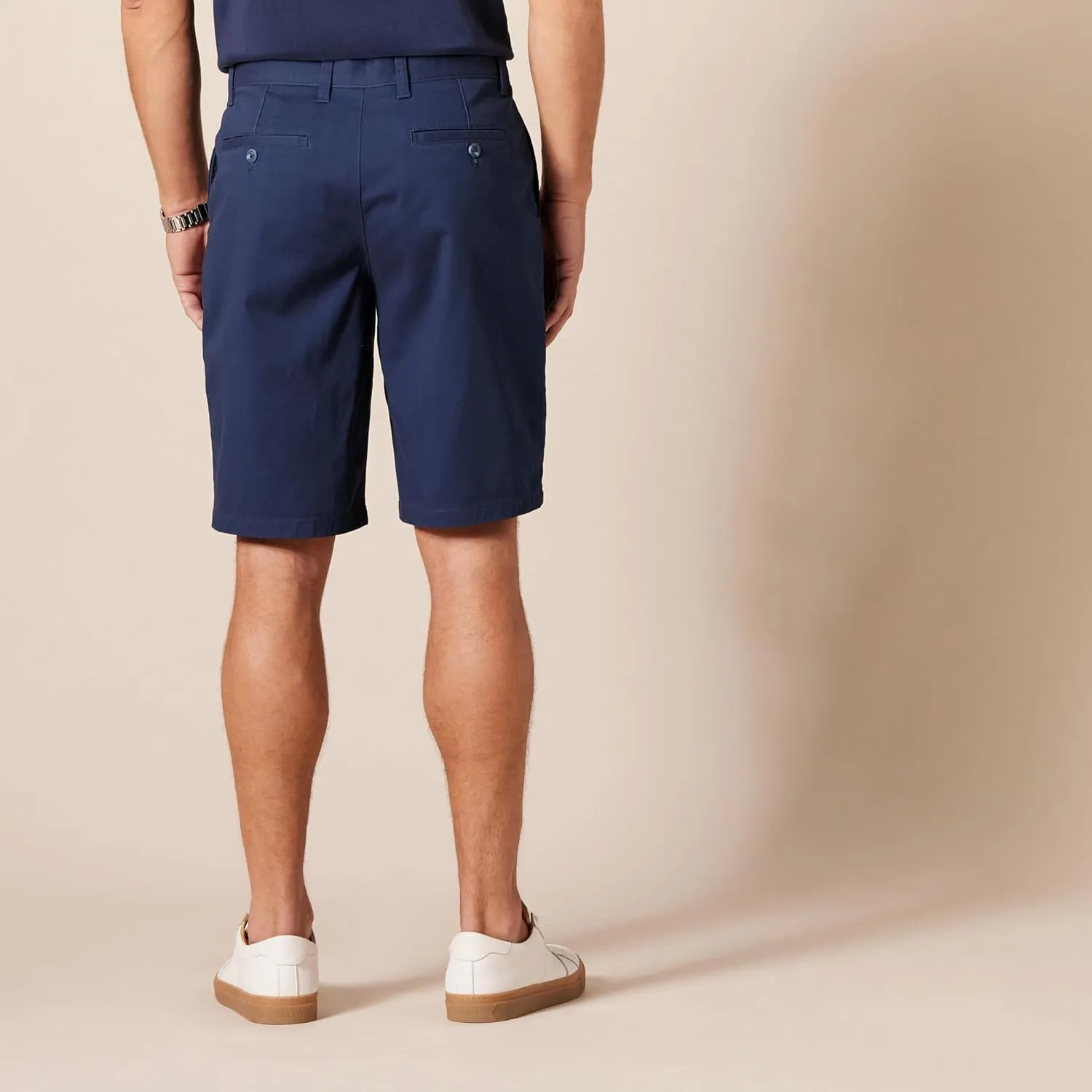 Amazon Essentials Men's Slim-Fit 11" Flat-Front Comfort Stretch Chino Short