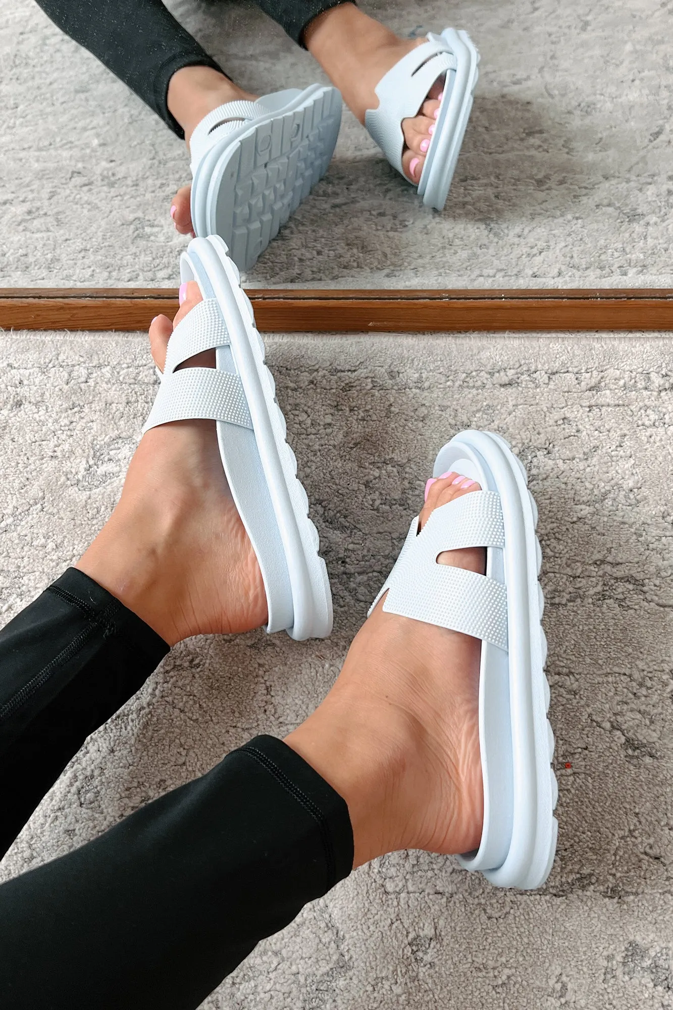 Bertini Textured Slide Sandals (Light Blue)