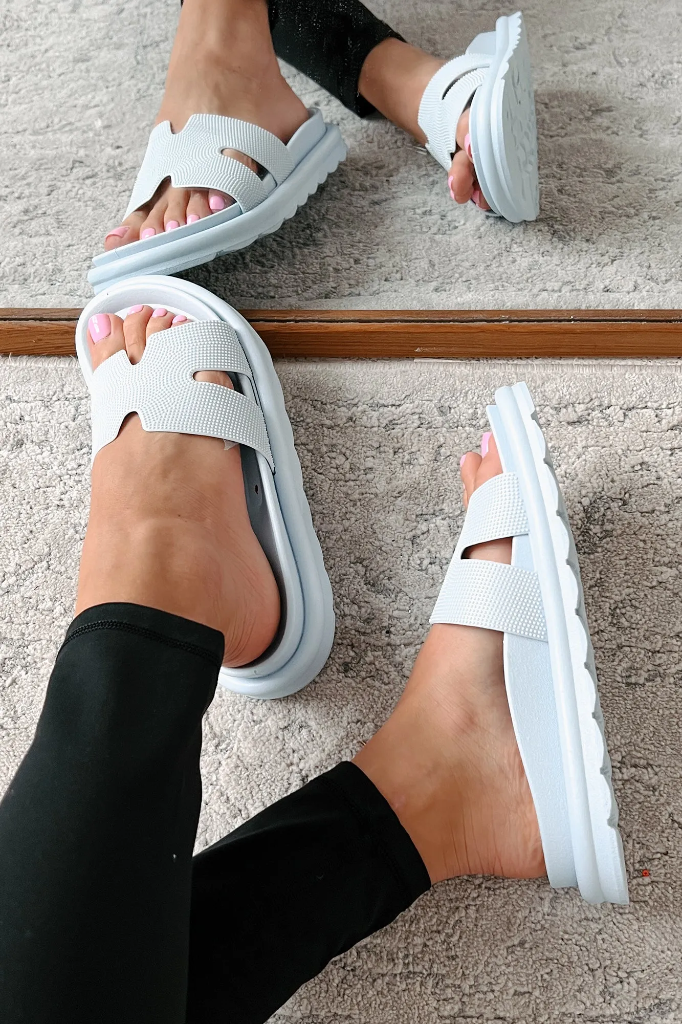 Bertini Textured Slide Sandals (Light Blue)