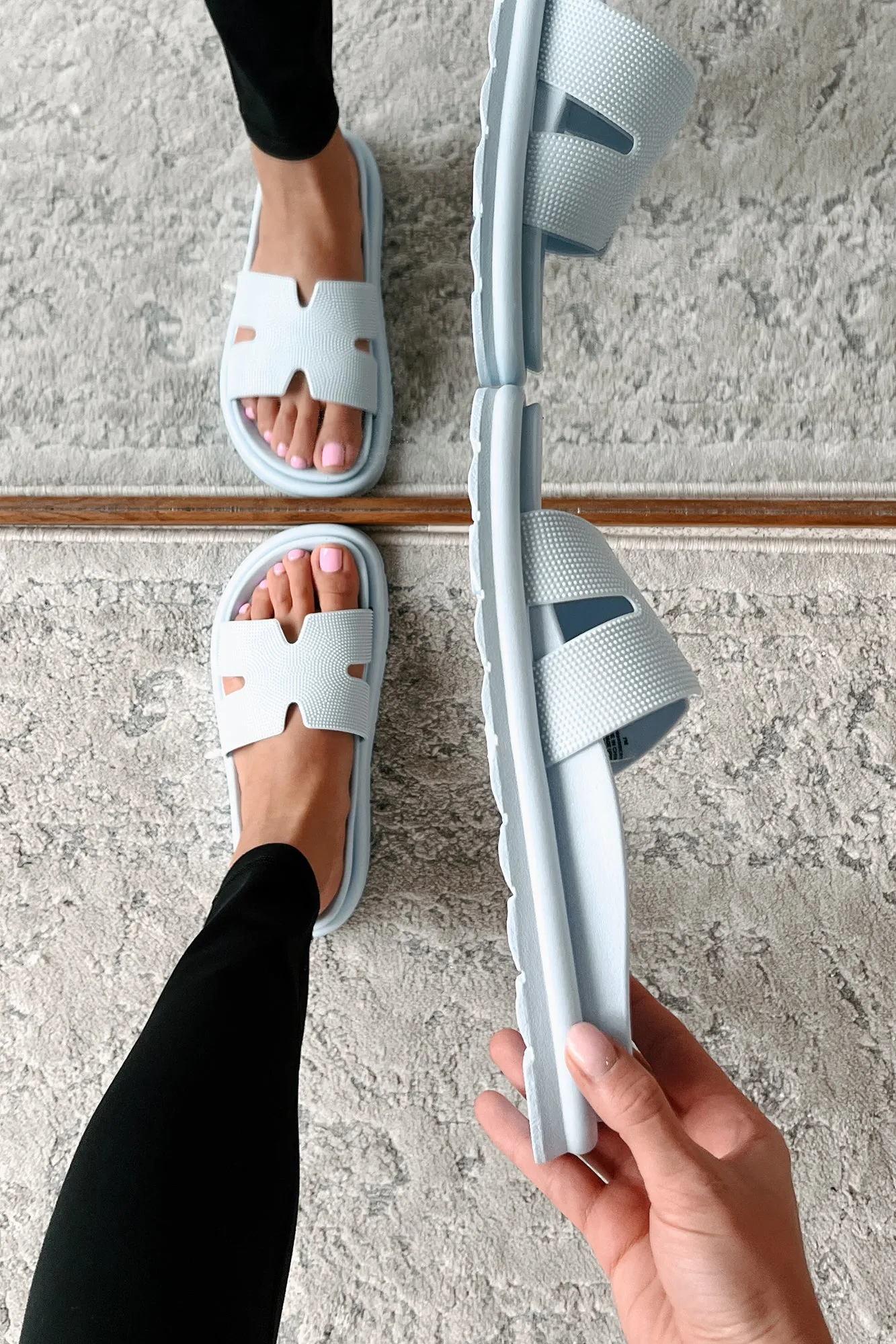 Bertini Textured Slide Sandals (Light Blue)
