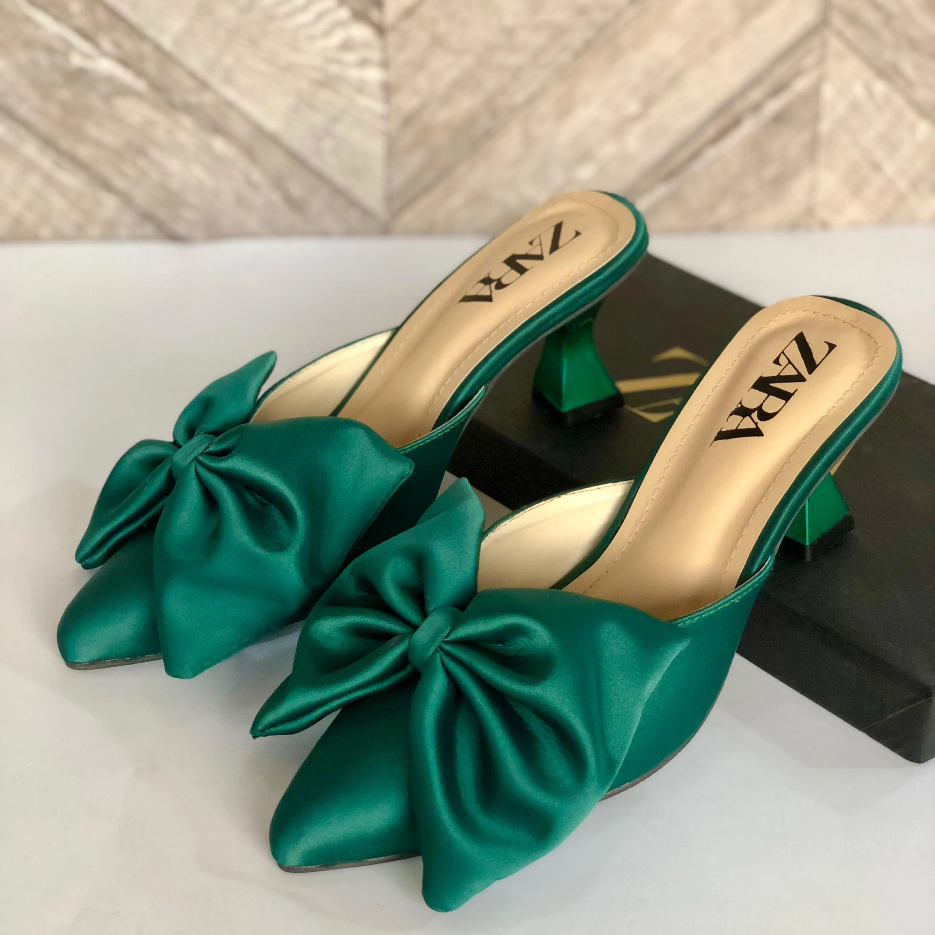 Bow Heel