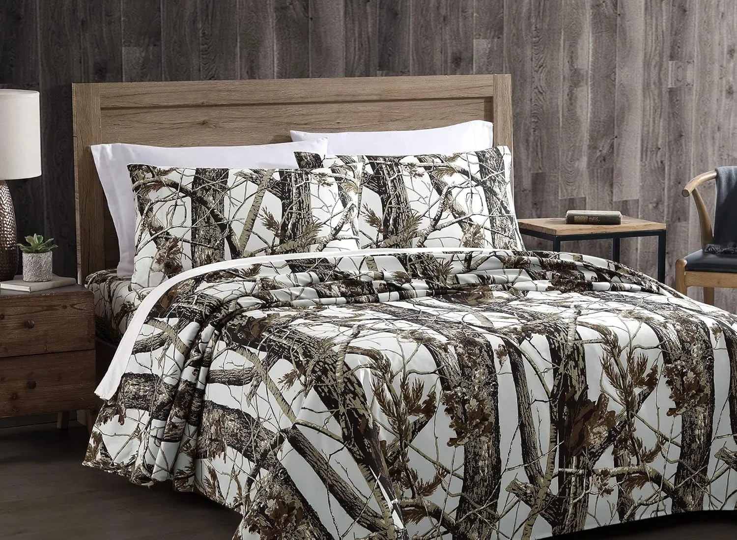Chezmoi Collection Salem 4-Piece Cabin Lodge Forest Woods Sheet Set - Nature Camo Tree Leaves Printed Soft Microfiber Sheets - California King, White