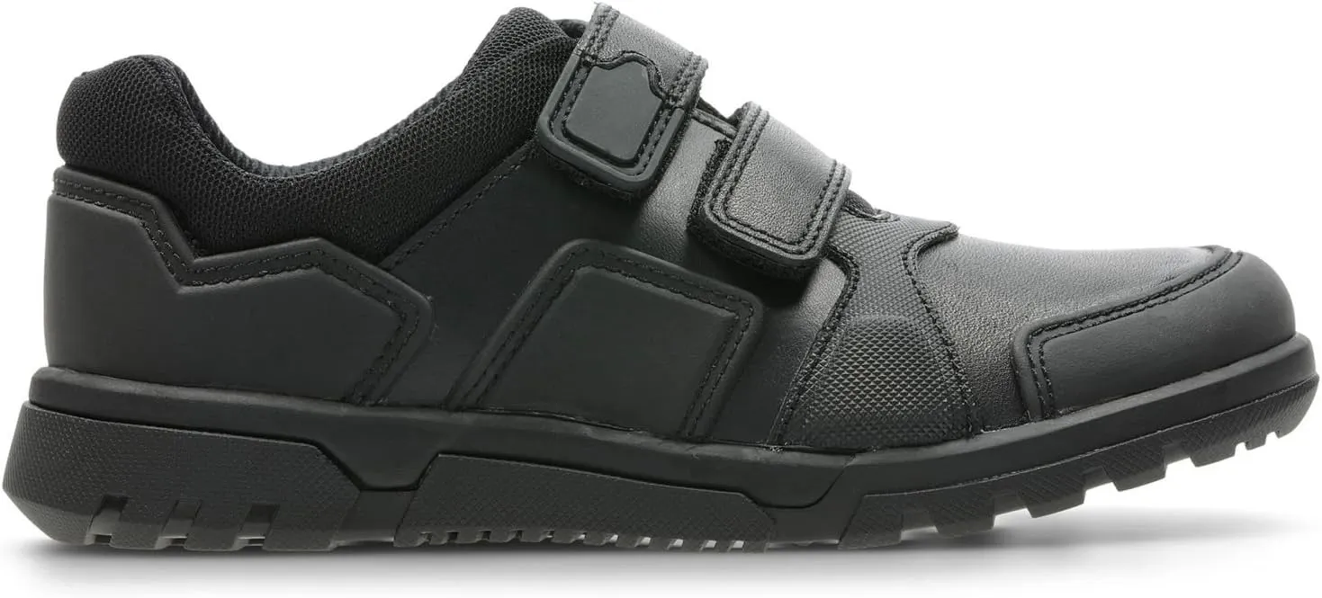 Clarks Boy's Sneaker, Medium