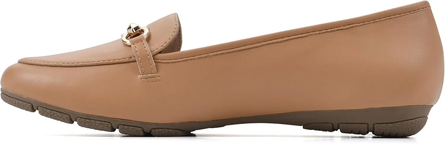 CLIFFS BY WHITE MOUNTAIN Women's Glowing Cushioned Loafer Flat