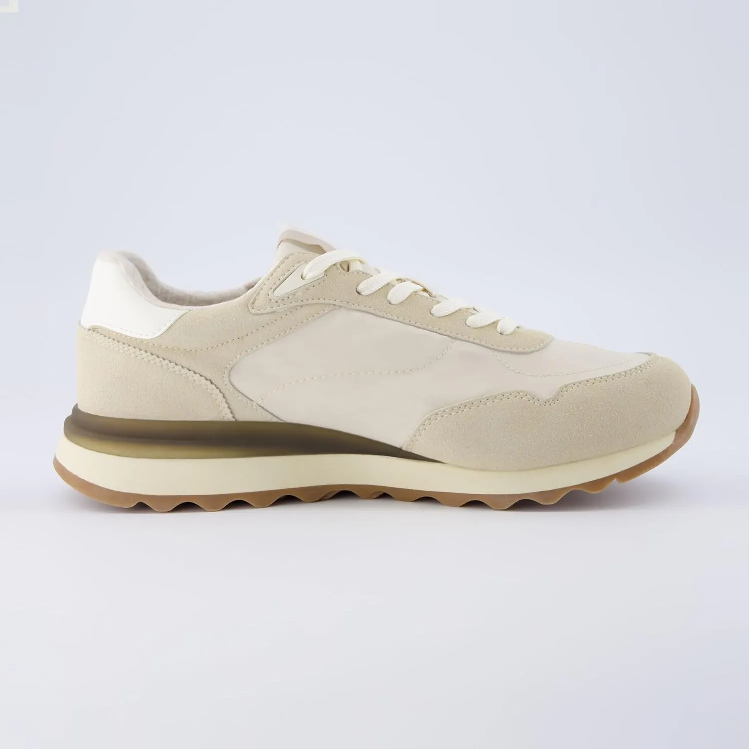 CUSHIONAIRE Men's Crest lace up Sneaker with  Comfort Foam