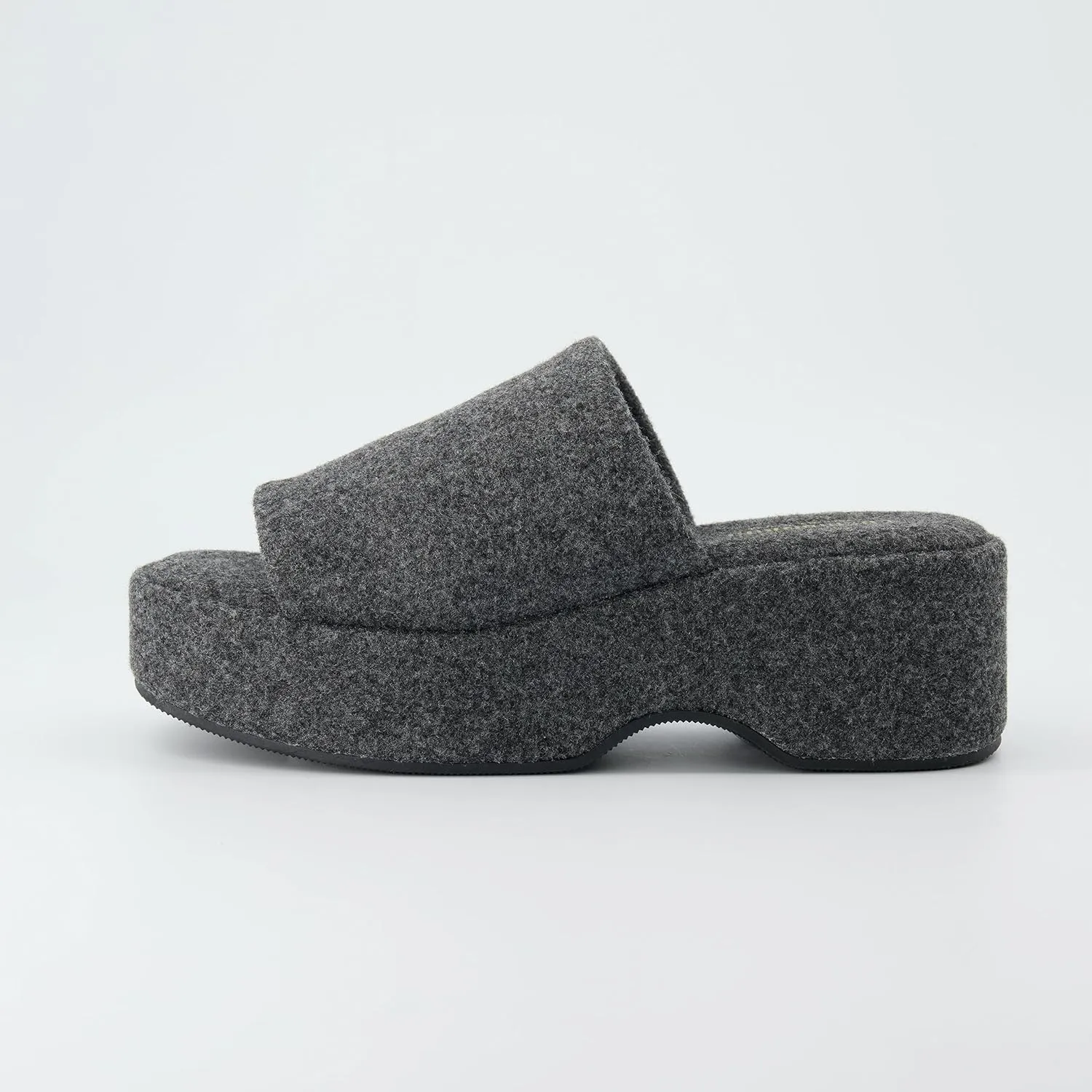 CUSHIONAIRE Women's Spin one band platform sandal with  Memory Foam