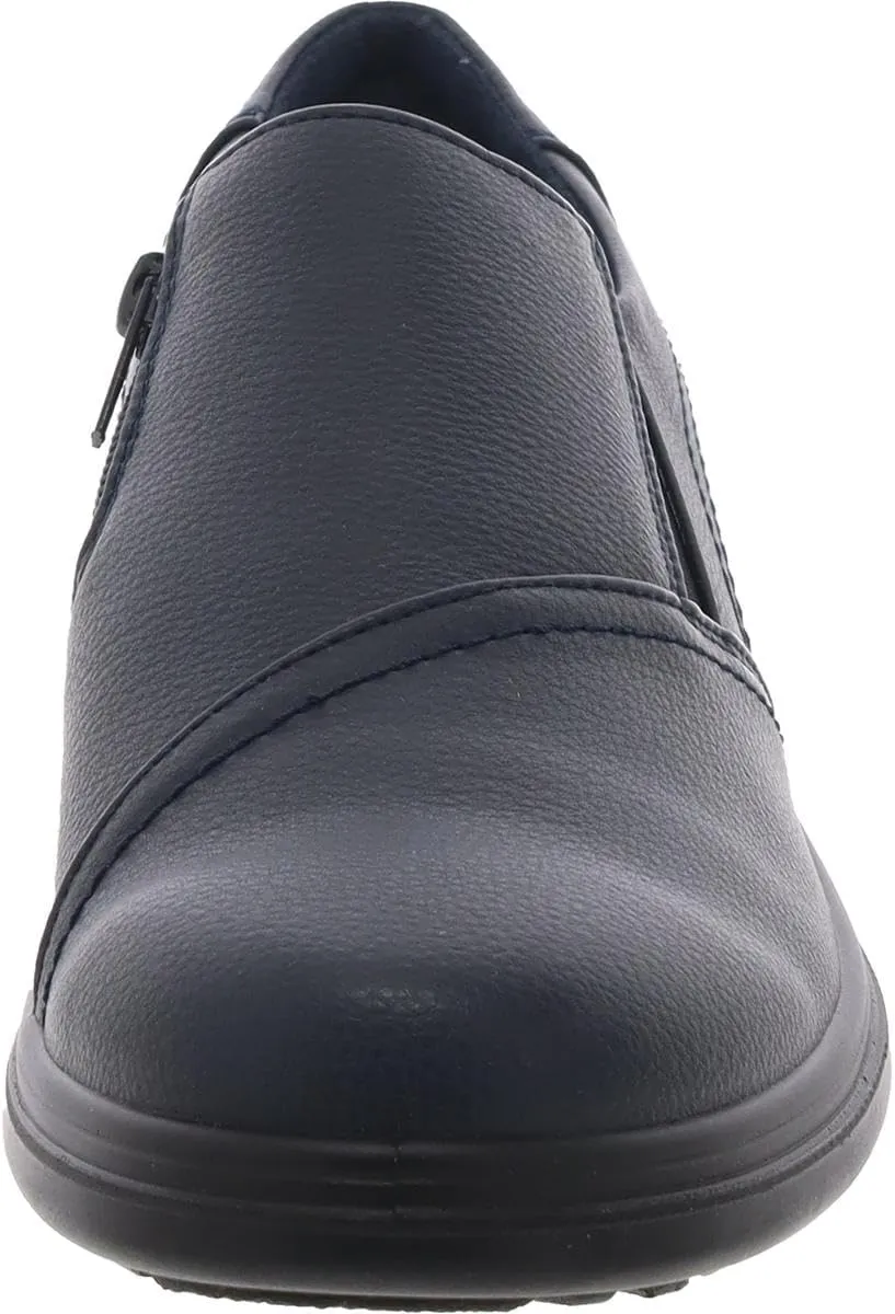 Easy Street Women's Maple Sneaker