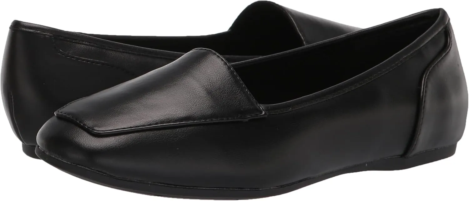 Easy Street Women's Thrill Flat Sneaker