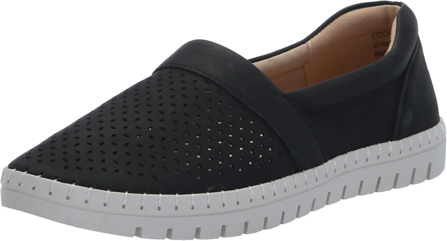 Easy Street Women's Thrill Perf Sneaker