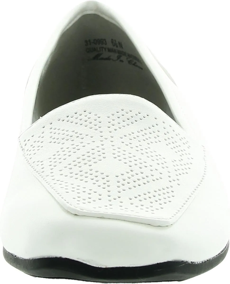 Easy Street Women's Thrill Perf Sneaker