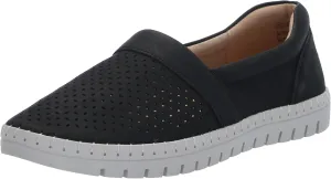 Easy Street Women's Thrill Perf Sneaker