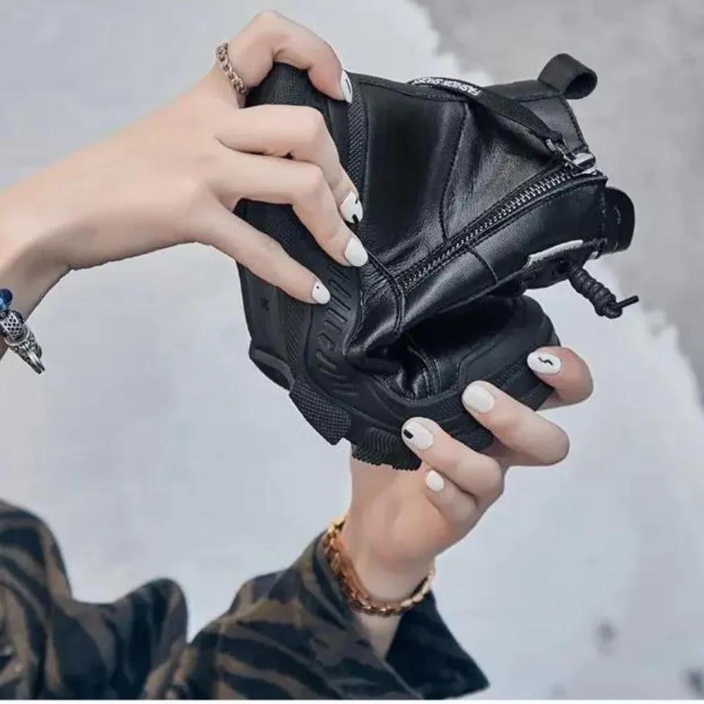 Elegant high sneaker boots with zipper