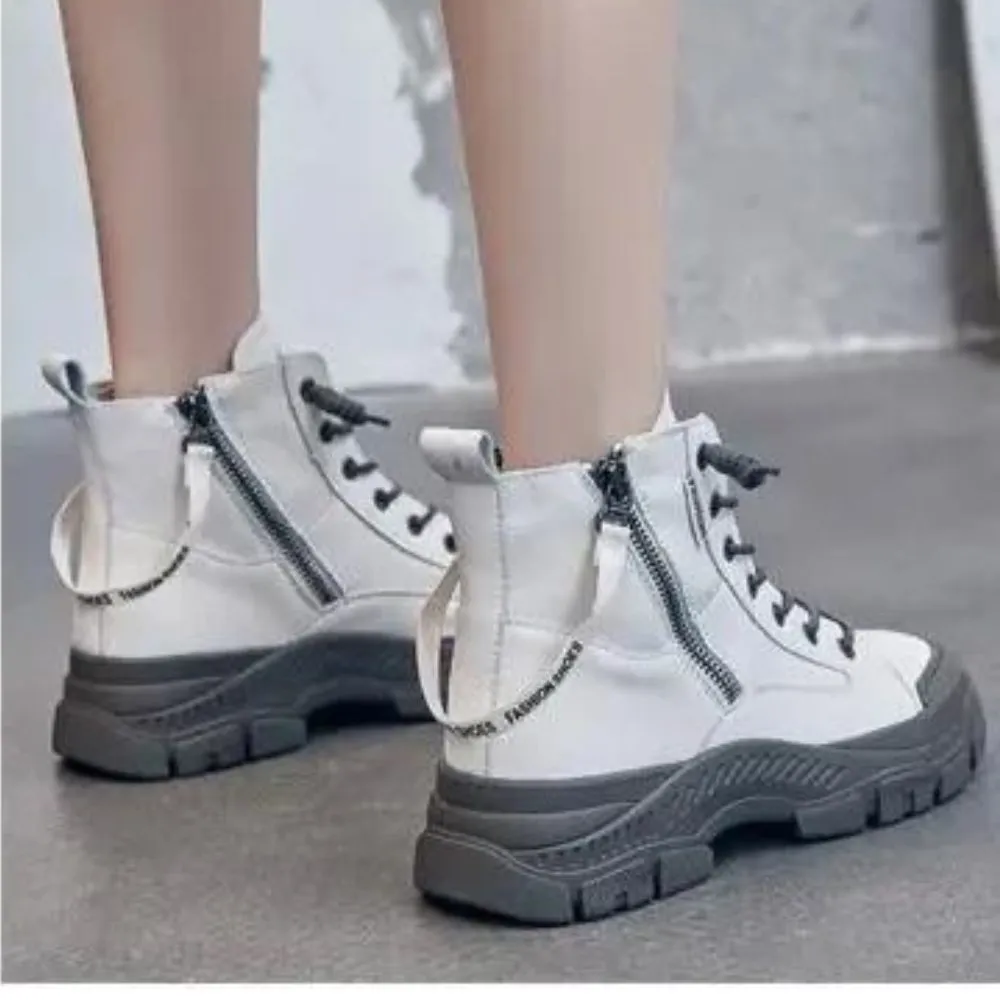 Elegant high sneaker boots with zipper