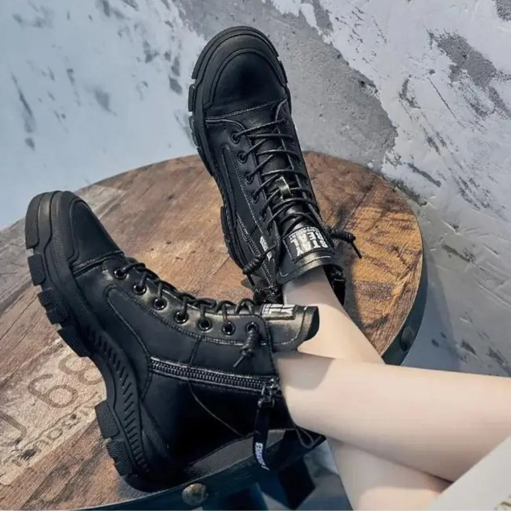 Elegant high sneaker boots with zipper
