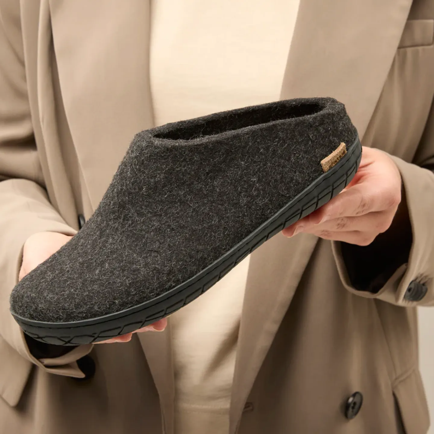 Glerups The Slip-On Charcoal - Black Rubber