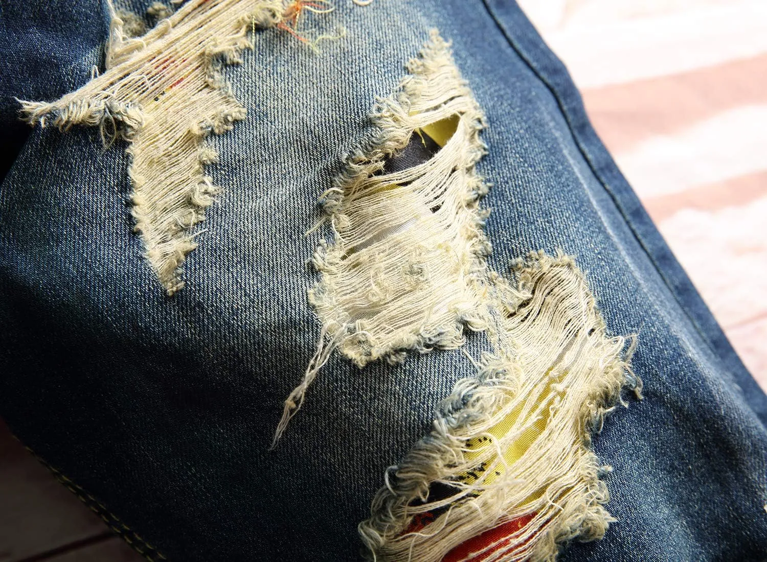 HENGAO Men's Ripped Jean Short Distressed Straight Fit Denim Shorts
