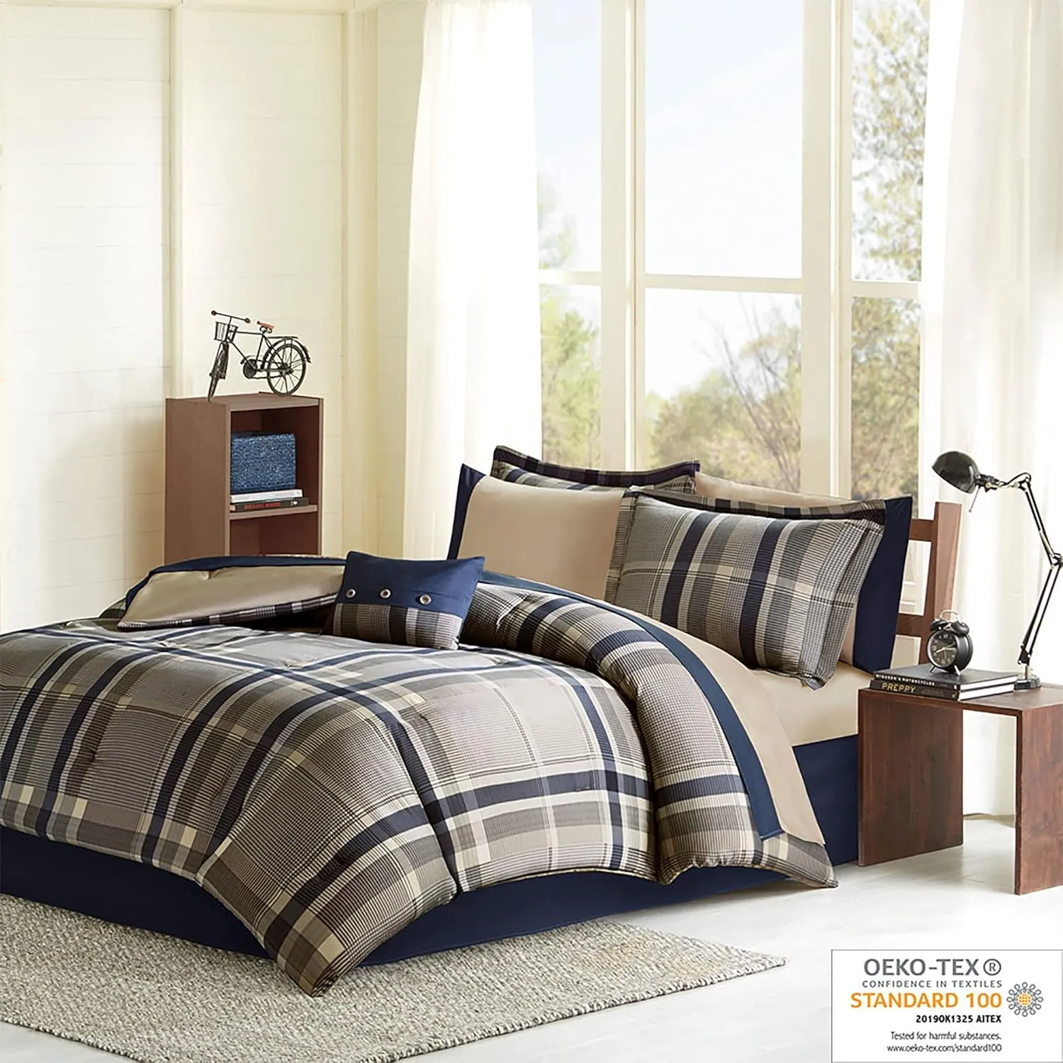 Intelligent Design Robbie Cozy Comforter Set Bed in A Bag, Modern Casual All Season Bedding Set, Matching Sham, Decorative Pillow, Navy/Tan, Queen, 9 Piece