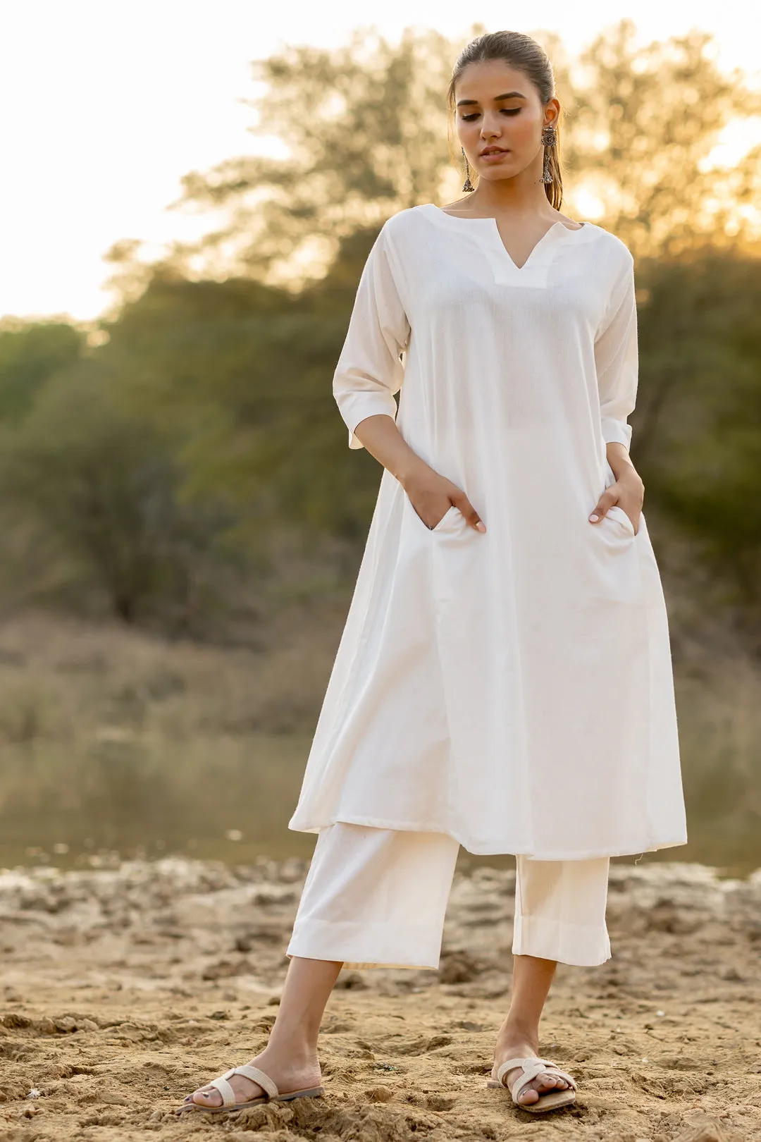 Ivory Grace Kurta Set with Jaamdani Dupatta