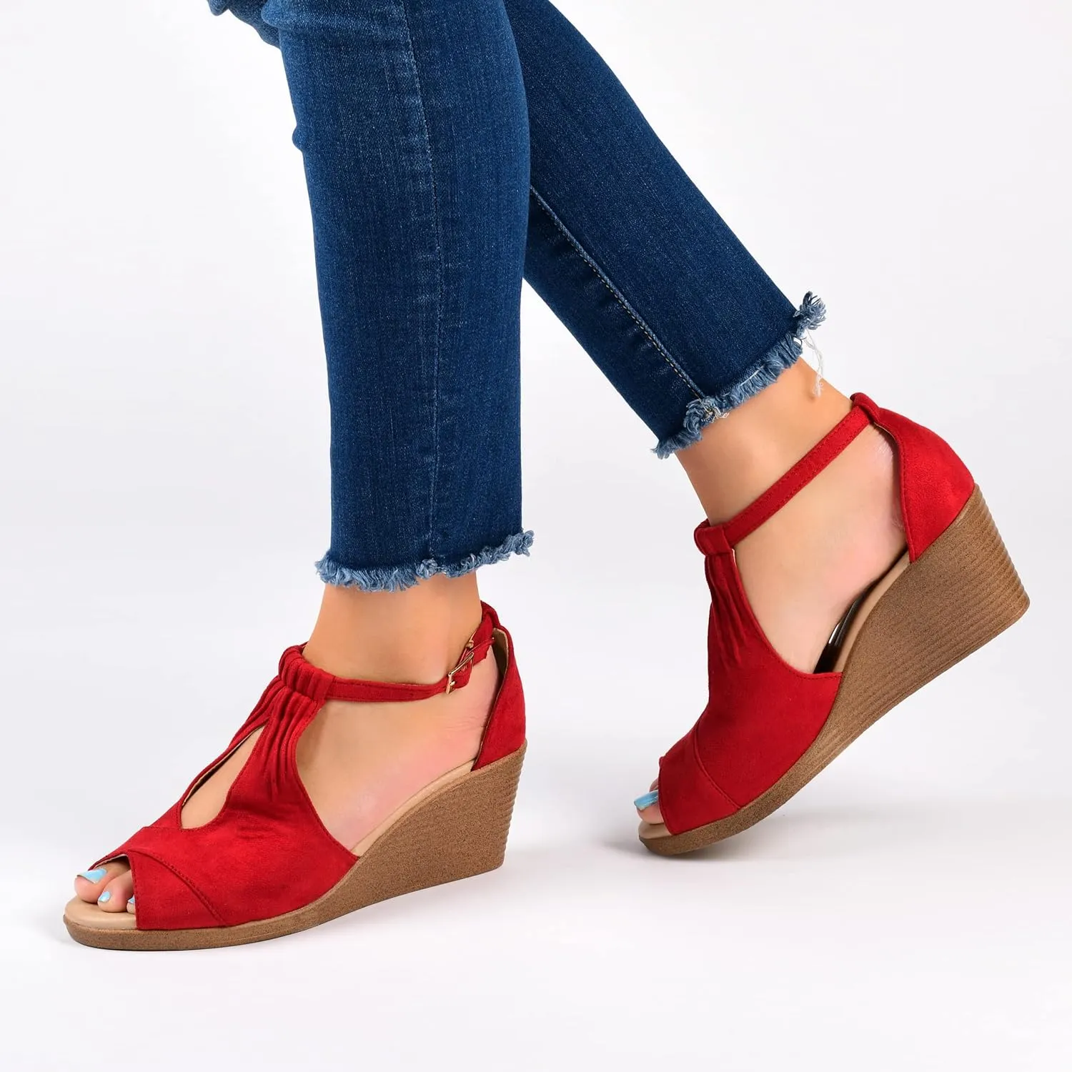 Journee Women's Stacked Wedge Heeled Sandal