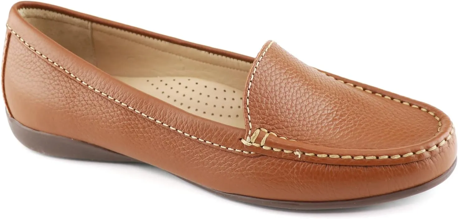 Marc Joseph New York Women's Lake Road Loafer Flat