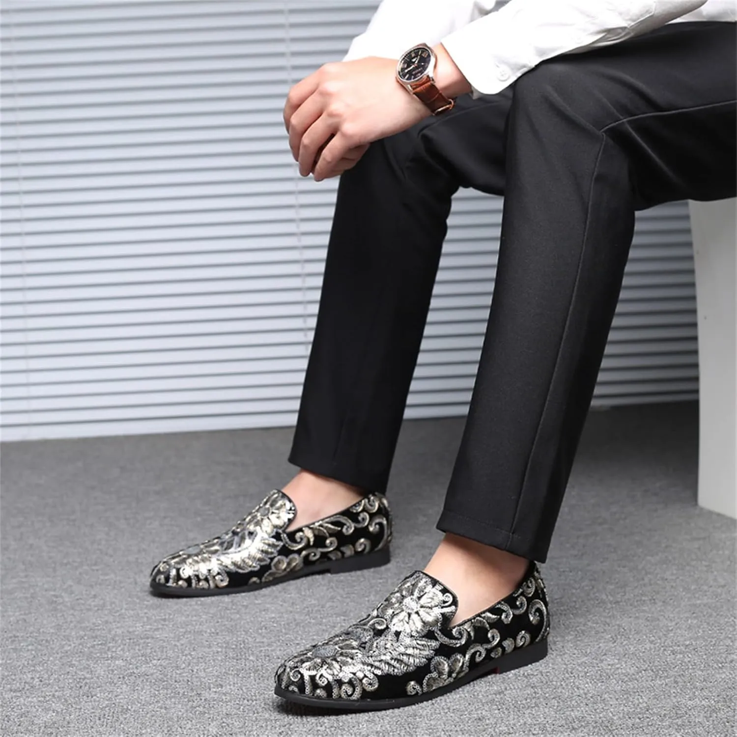 Men's Glitter Oxford Shoes Fashion Sequins Embroidered Slip-On Prom Loafers Shoes Wedding Business Party Dress Shoes