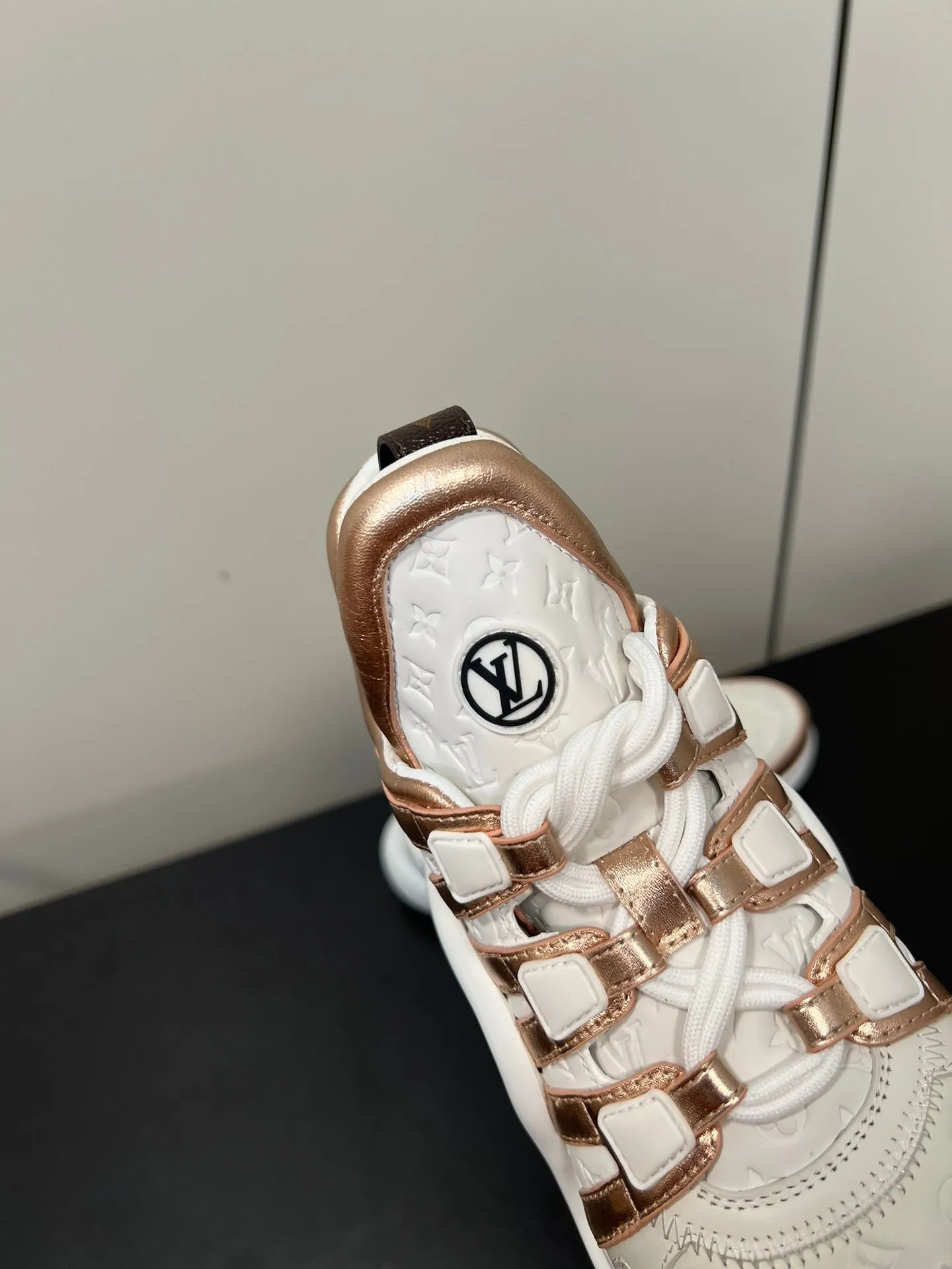 Metallic 50mm White Mix Door-to-door Louis Bronze Monogram Sneaker Archlight Vuitton Trustworthy Cowhide
