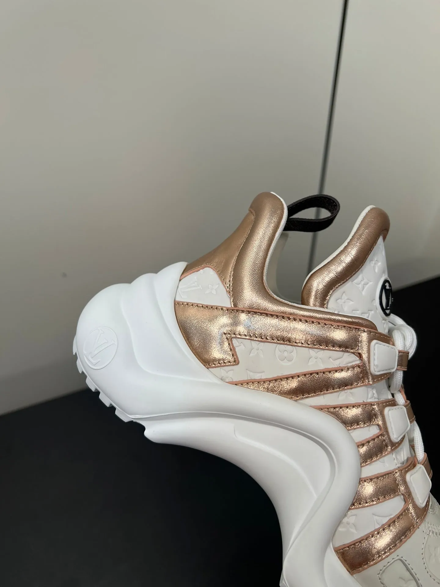 Metallic 50mm White Mix Door-to-door Louis Bronze Monogram Sneaker Archlight Vuitton Trustworthy Cowhide
