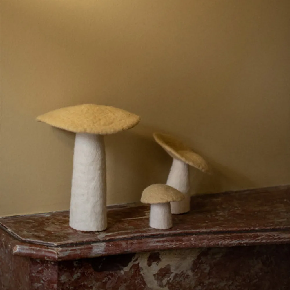 Muskhane 100% Felt Mushroom Flat Extra Large Wheat