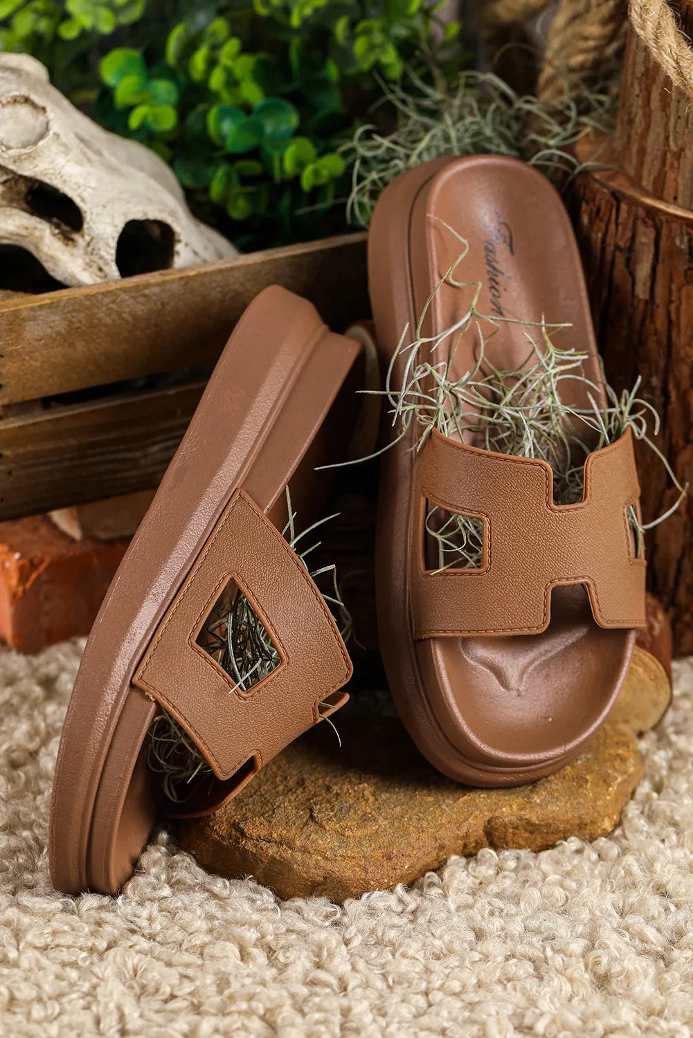 Nia – Elevated Platform Sandals