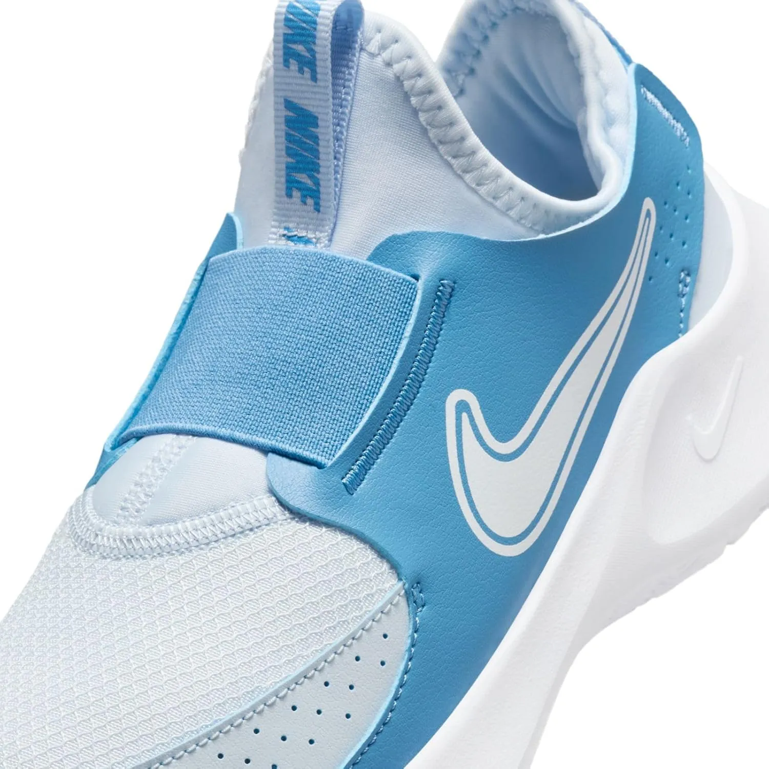 Nike Flex Runner 3 Big Kids' Road Running Shoes (FN1294-402, Blue Tint/Blue Beyond/White)