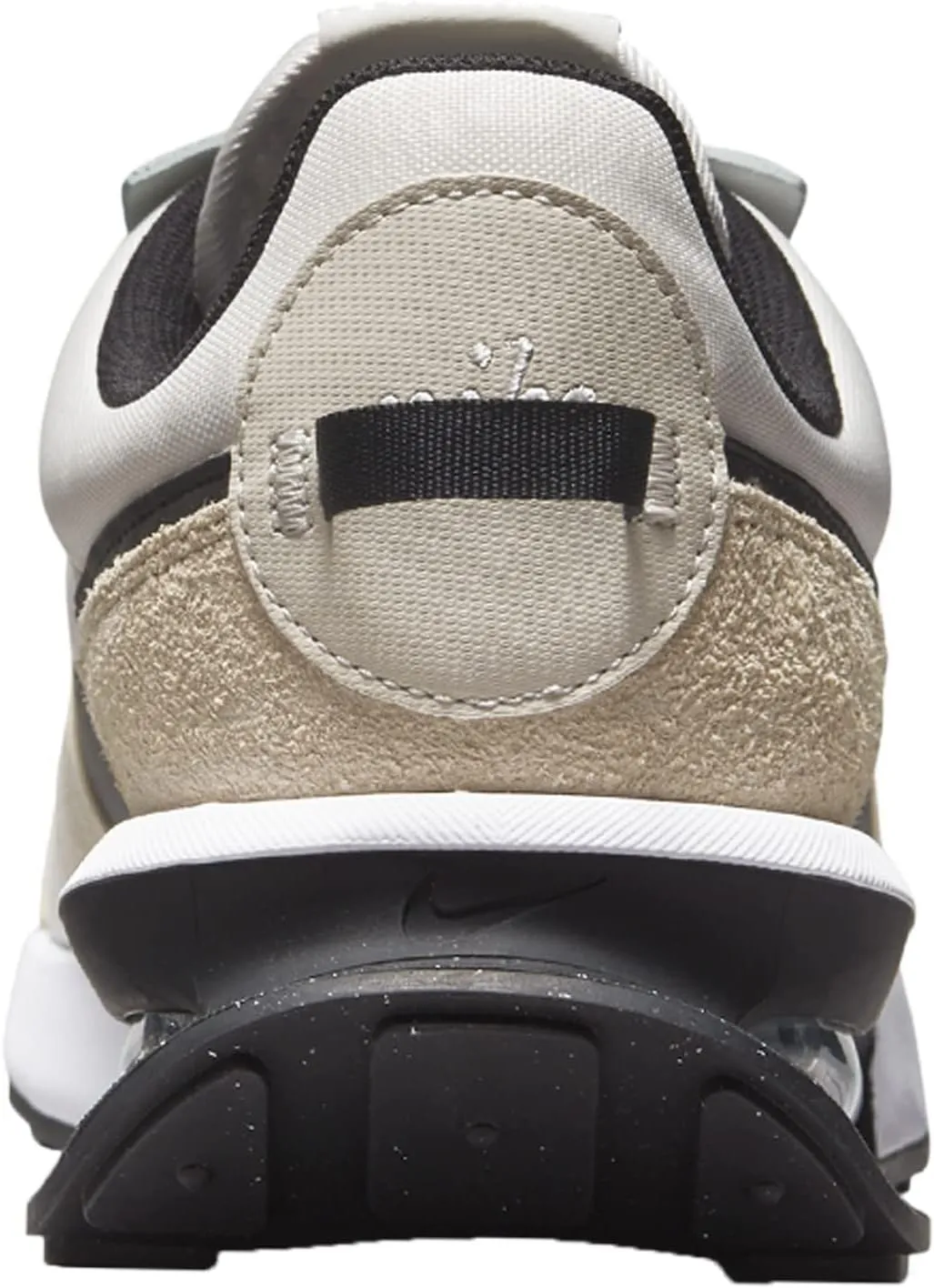 NIKE Men's Sneaker
