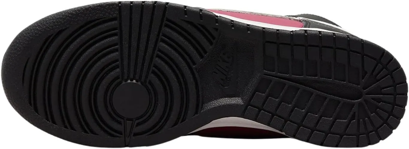 Nike Women's WMNS Dunk High Sneaker, Black, 8.5
