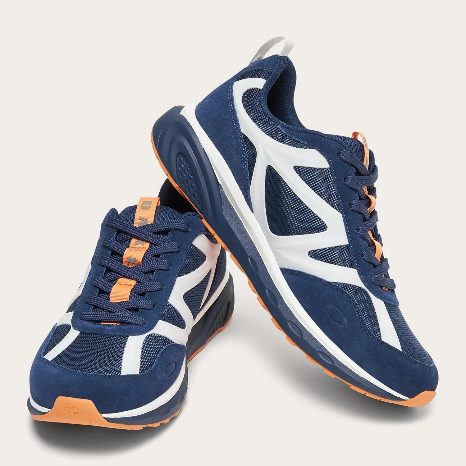Oakley Men's Bulworth Sneaker