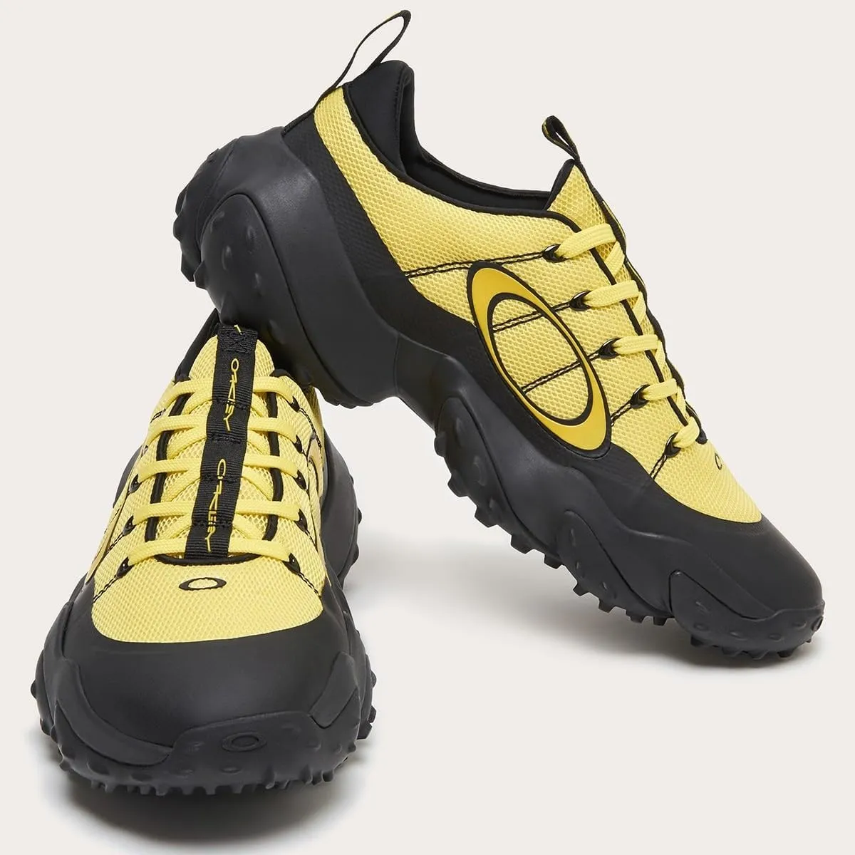 Oakley Men's Edge Flex Sneaker