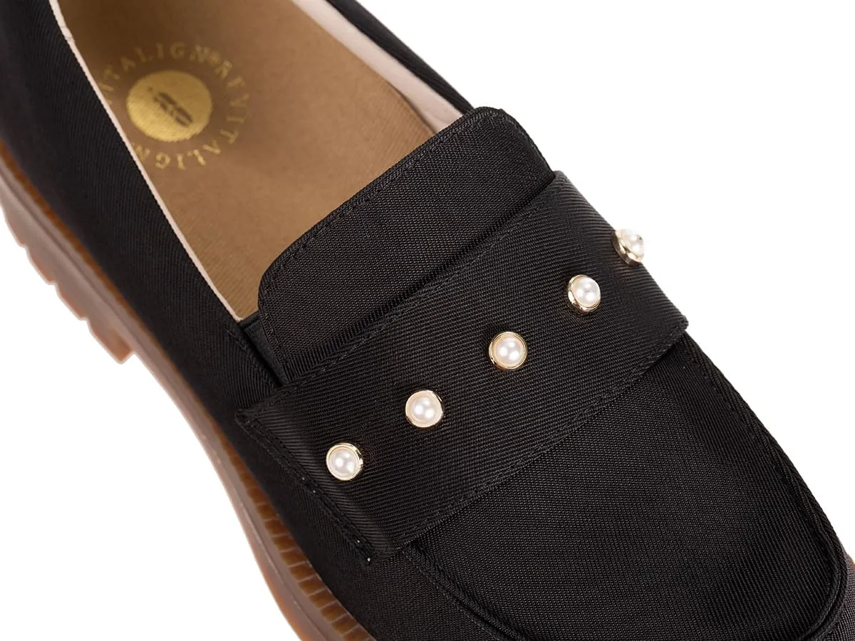 REVITALIGN Women's Laurel Pearl Loafer