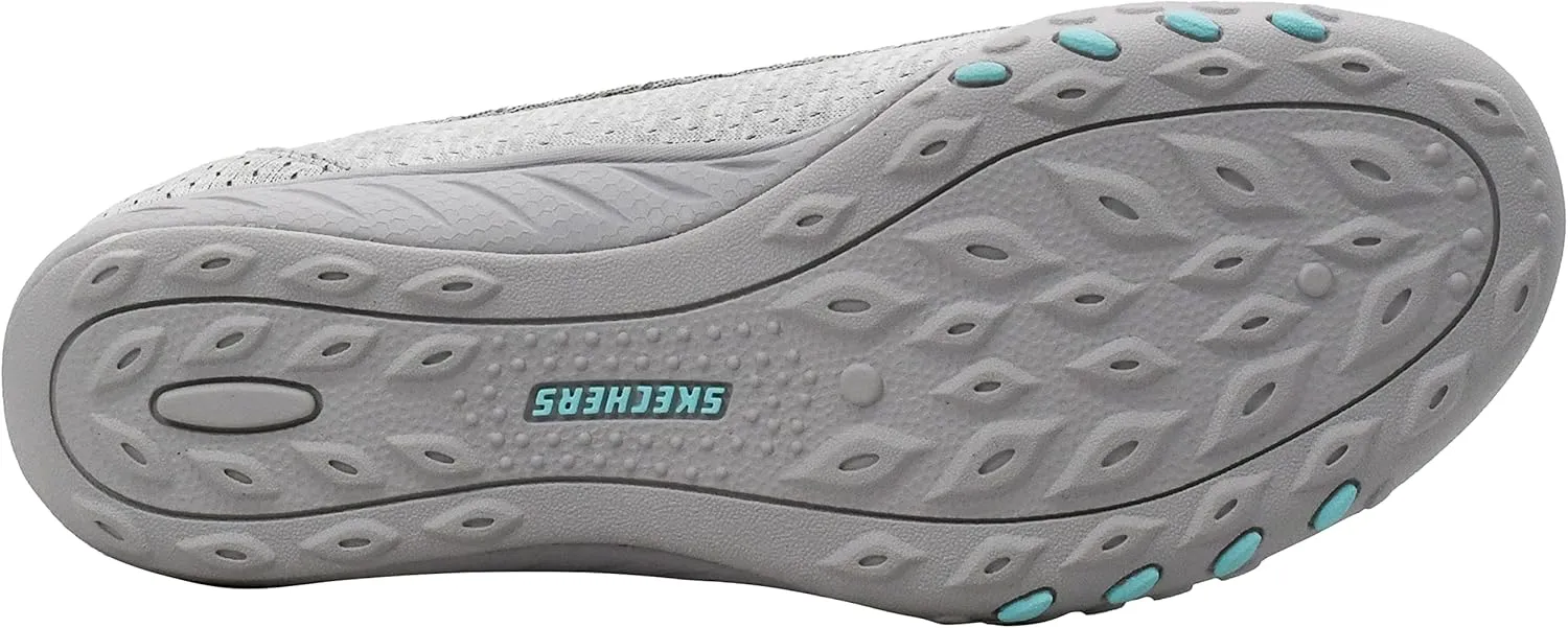 Skechers Women's Breathe Easy-Good Influence Sneaker