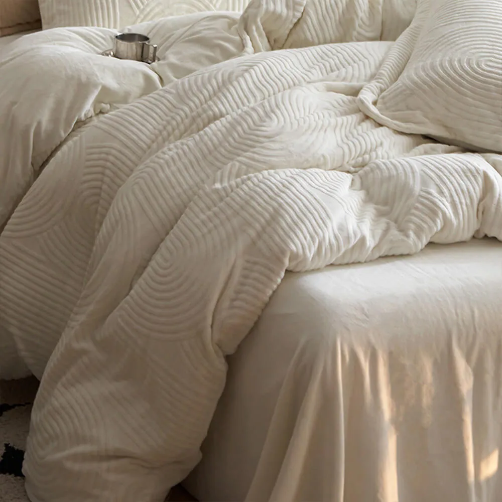 Soft Textured Elegant Minimalist Milk Velvet Bed Sheet Set