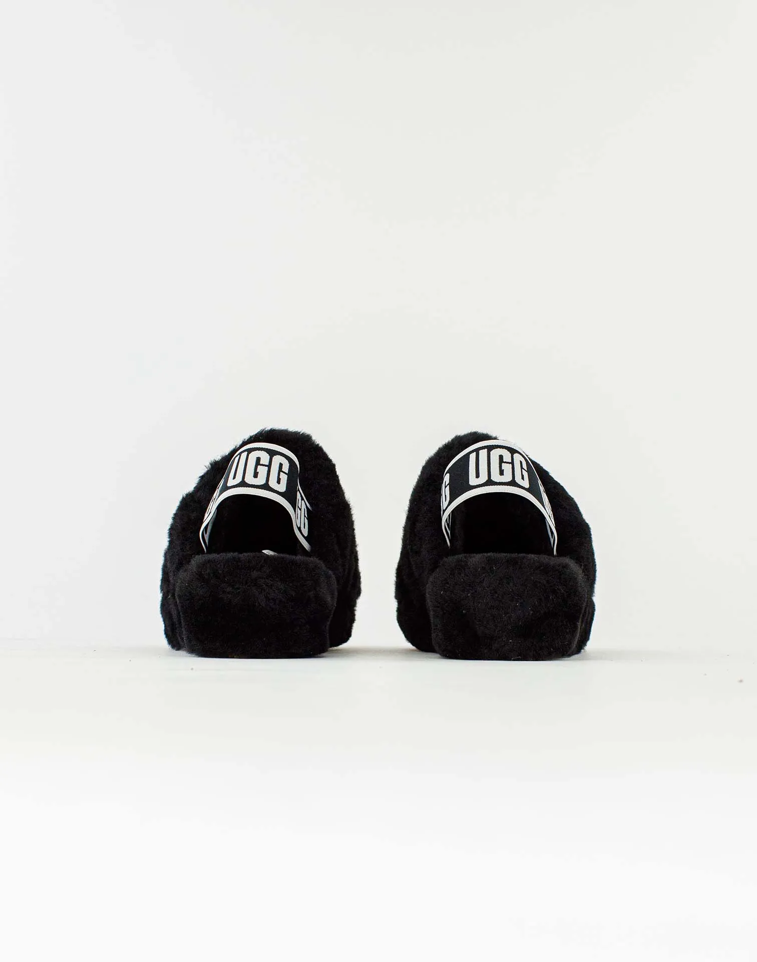 UGG Fluff Yeah Logo Slides