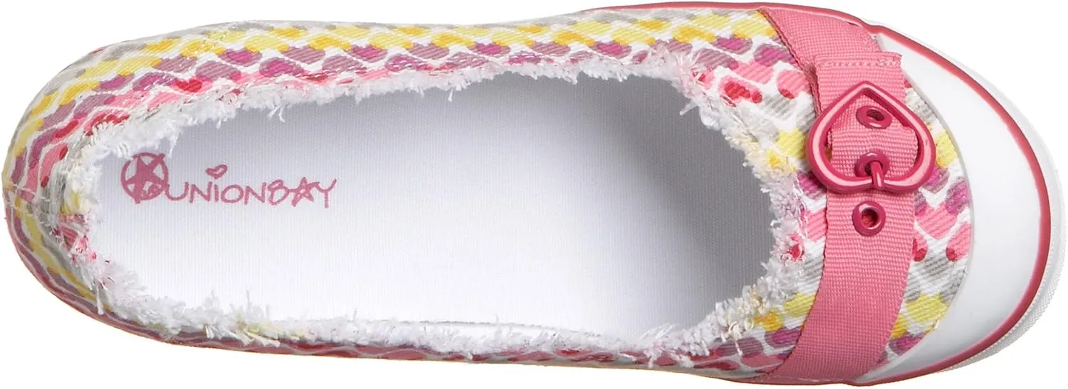 UNIONBAY Little Kid/Big Kid Hugs & Kisses Sneaker