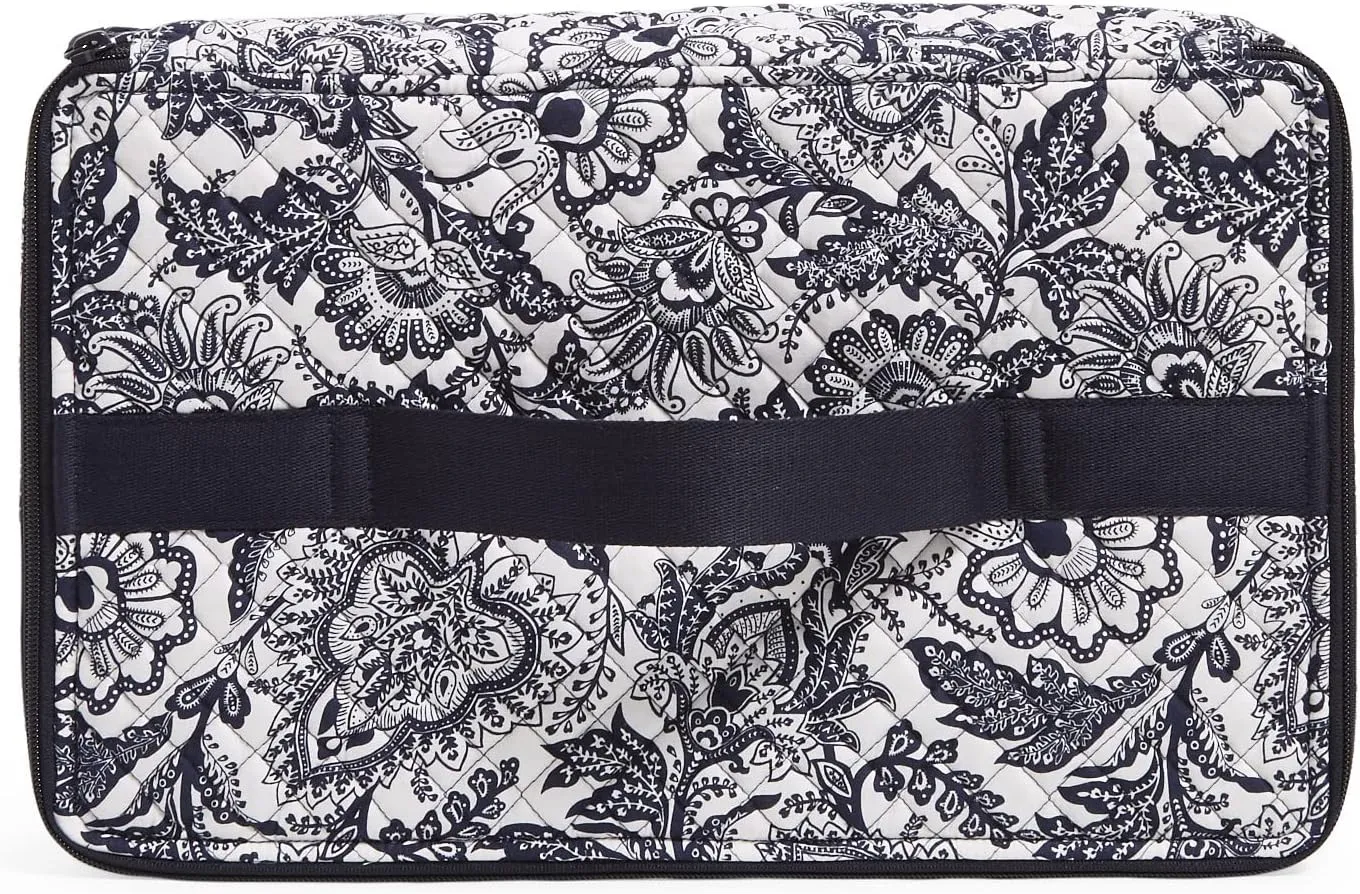 Vera Bradley Women's Cotton Heat Resistant Casserole Carrier, Java Navy & White - Recycled Cotton, One Size