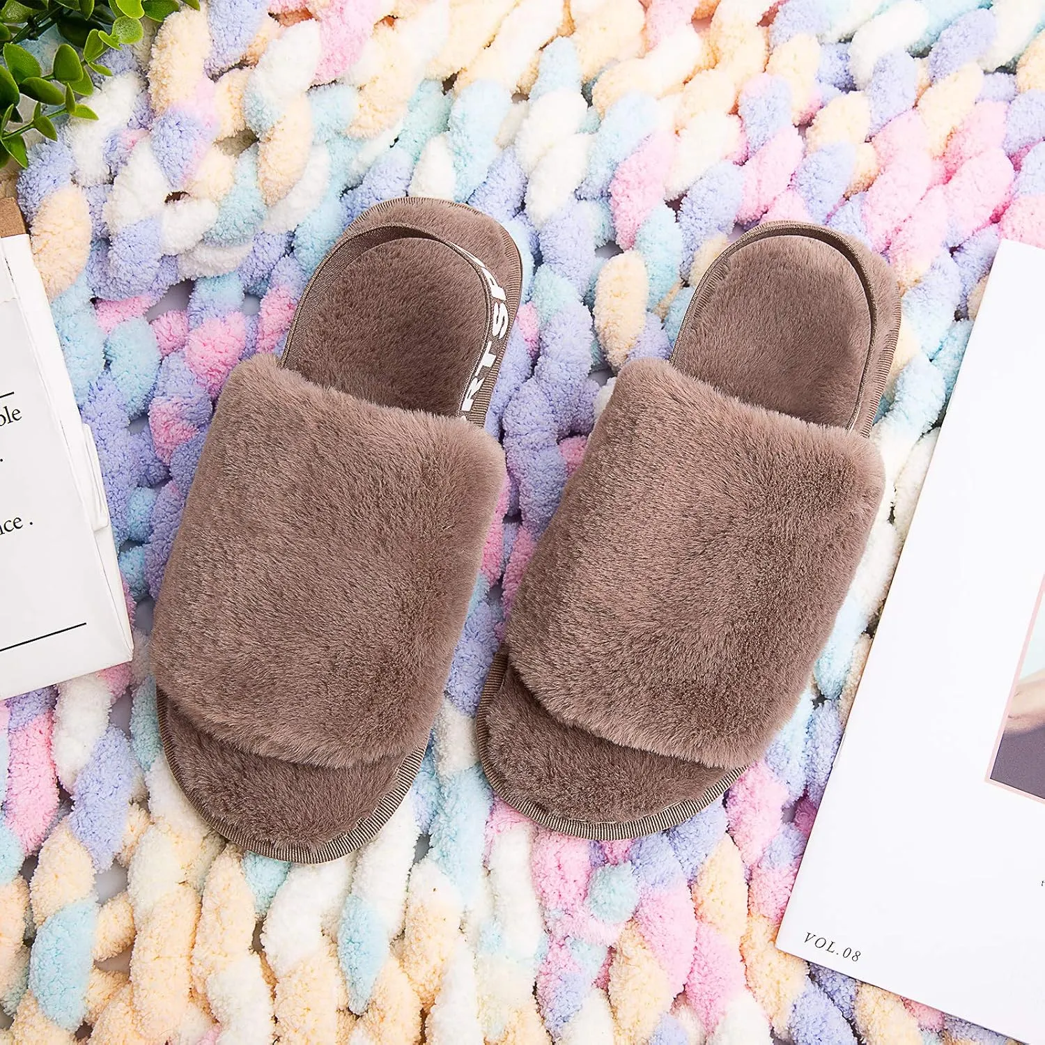 Womens Leopard Fuzzy Slippers Soft Plush Open Toe Faux Fur House Slide Sandals Indoor Spa Bedroom Flat Shoes with Elastic Strap