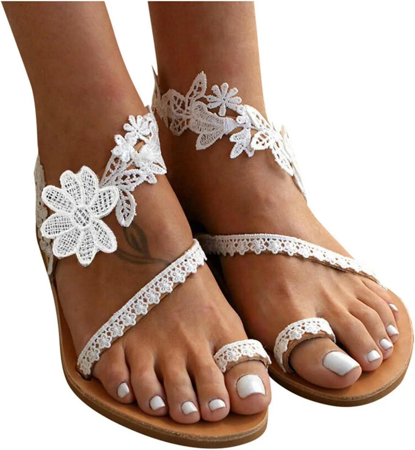 Women's Trendy Floral Lace Flat Sandals Casual Clip-Toe Sandal Boho Beach Shoes with Ankle Strap for Summer Look