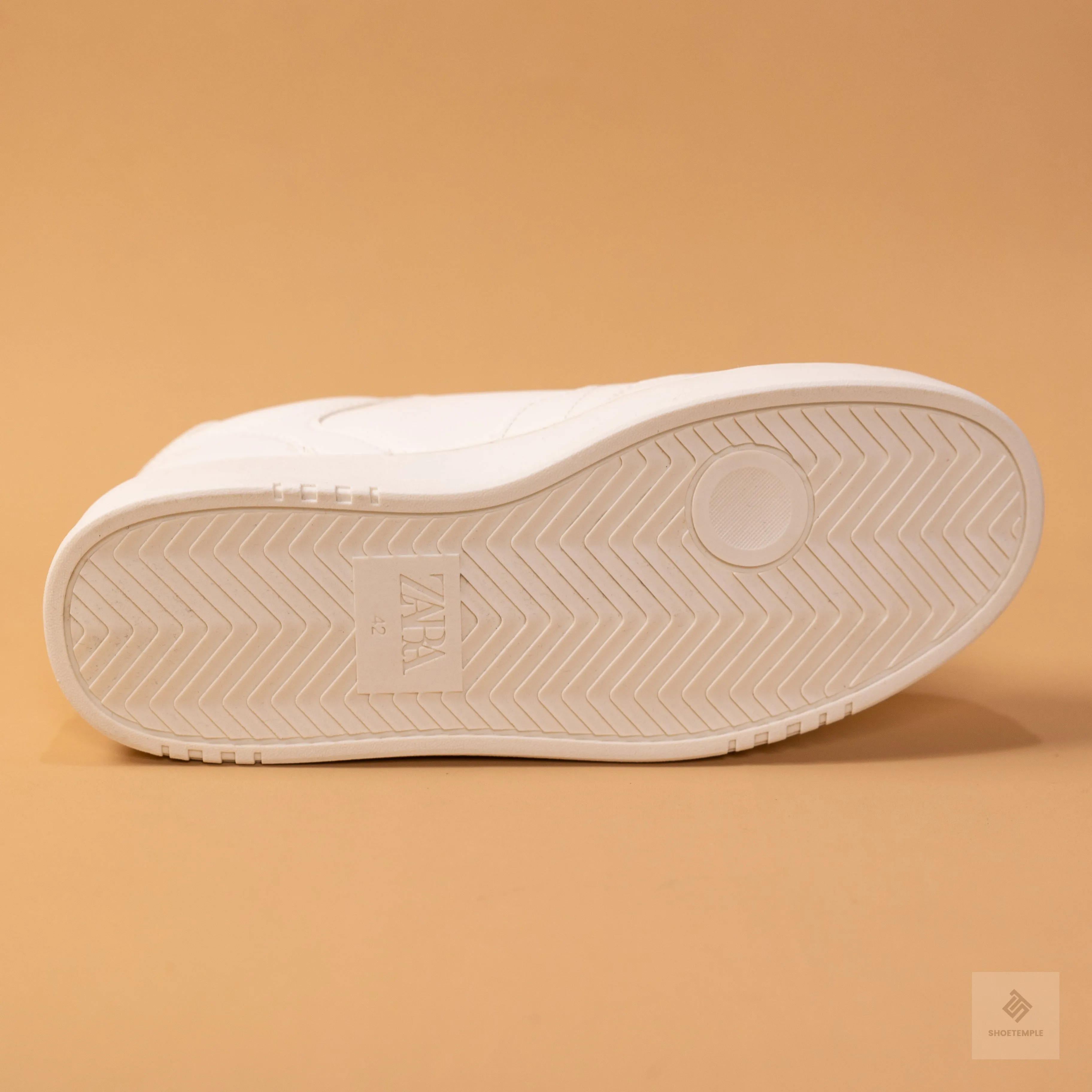 Zara All White Sneaker