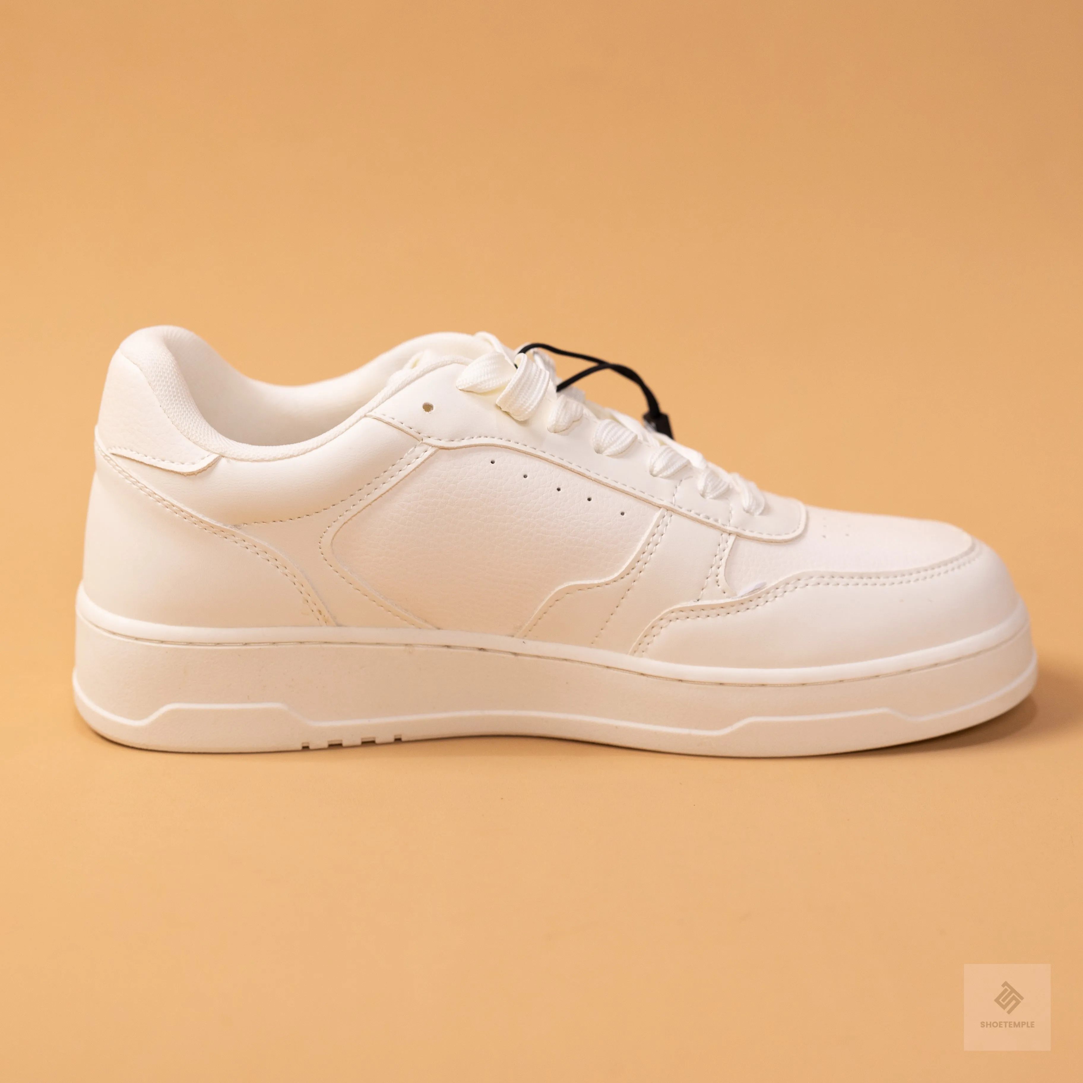 Zara All White Sneaker